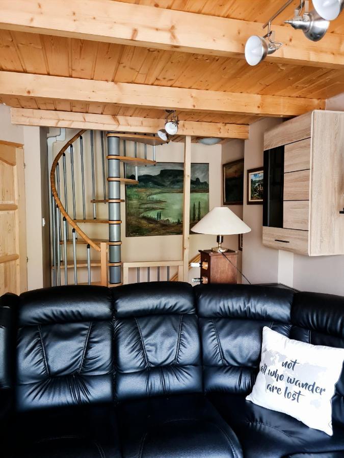 Flamingo Apartman Balatonszarszo Zewnętrze zdjęcie