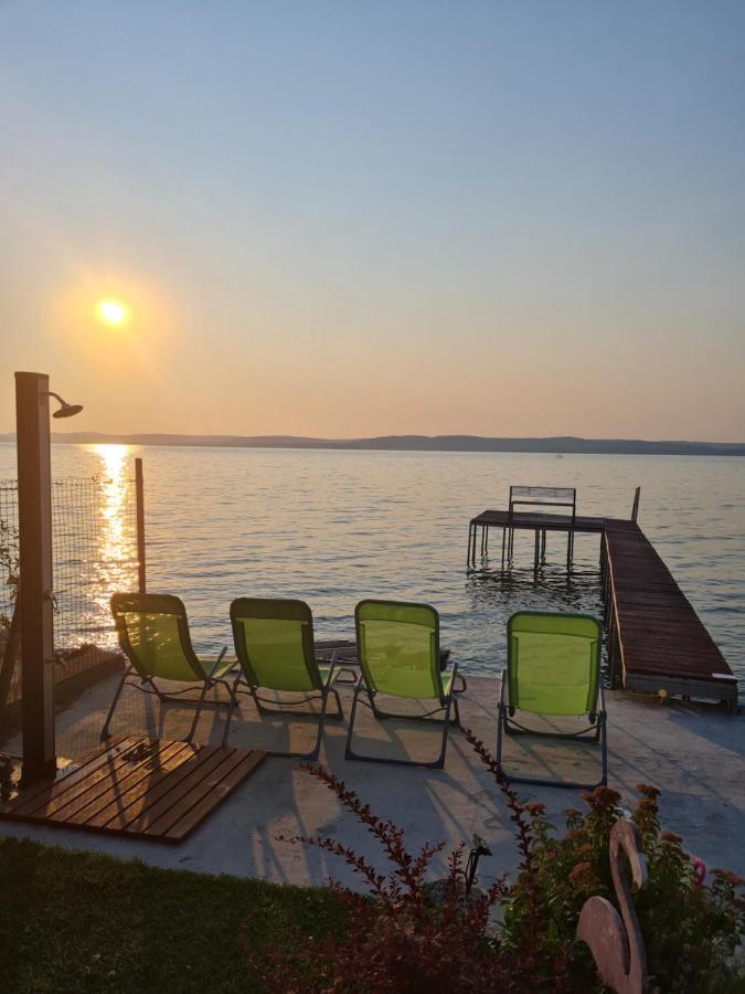 Flamingo Apartman Balatonszarszo Zewnętrze zdjęcie