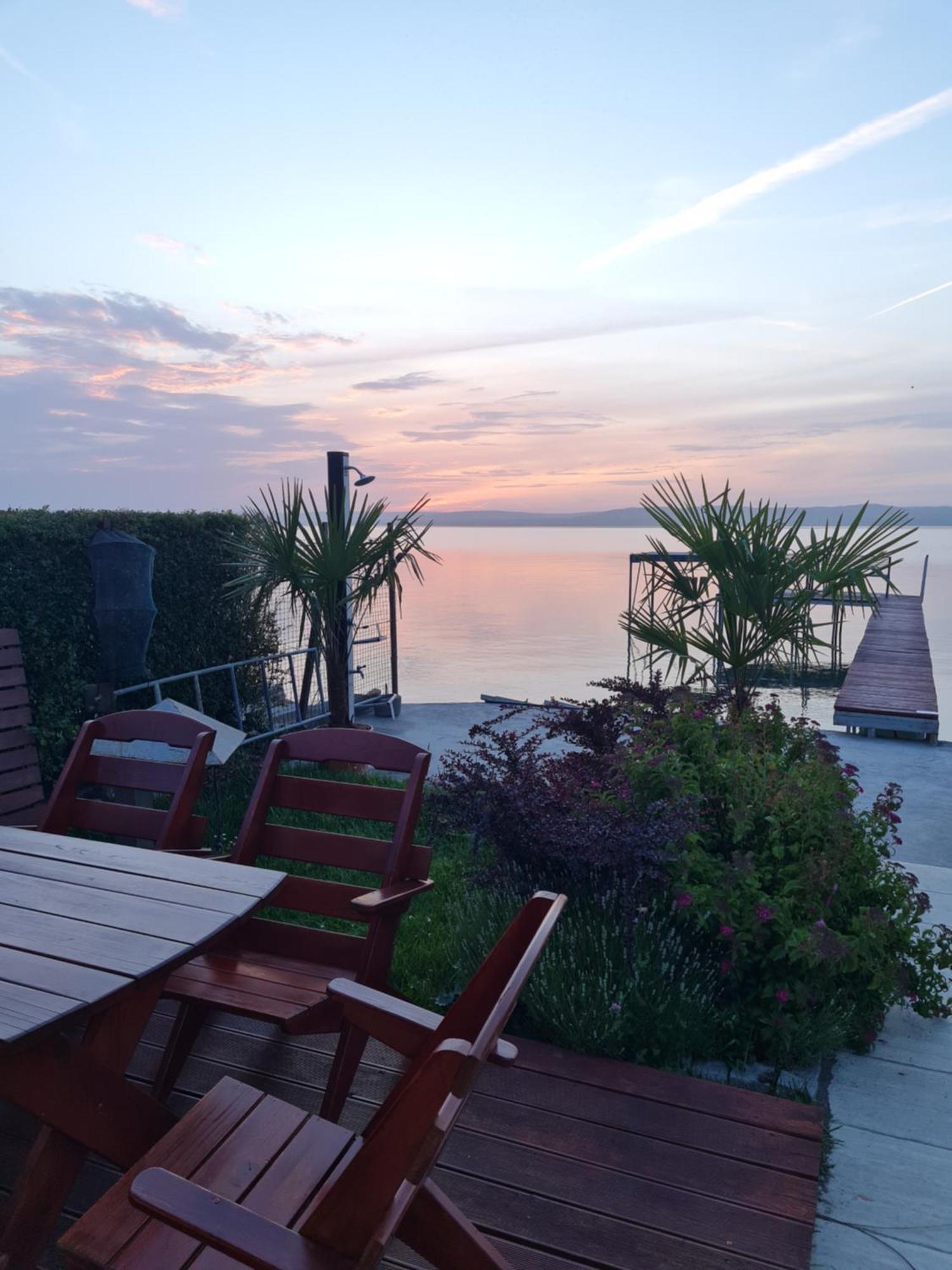 Flamingo Apartman Balatonszarszo Zewnętrze zdjęcie